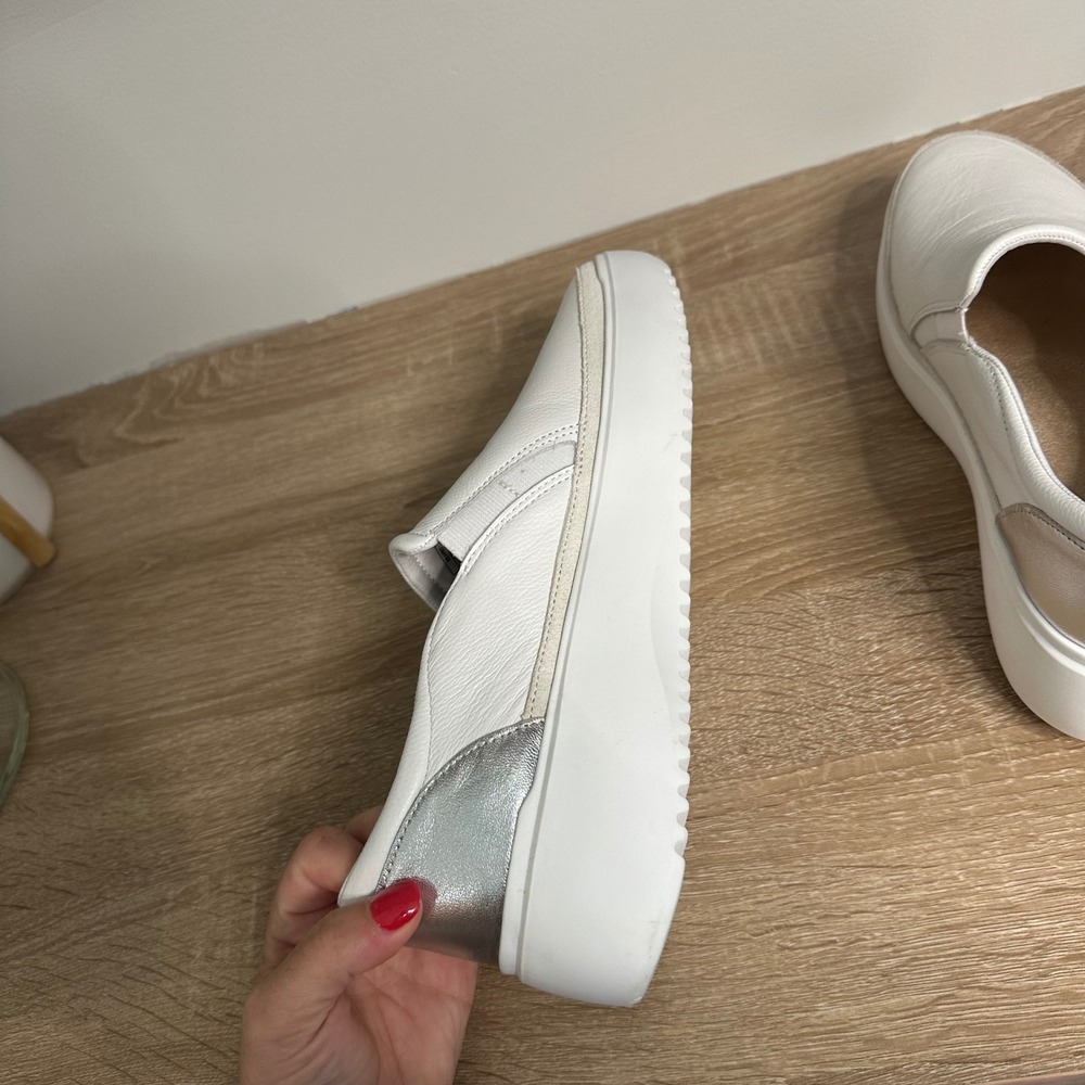 Vionic‎ Womens Kearny Slip On Sneaker US 9.5 Wide White Silver Leather Platform - Picture 9 of 16